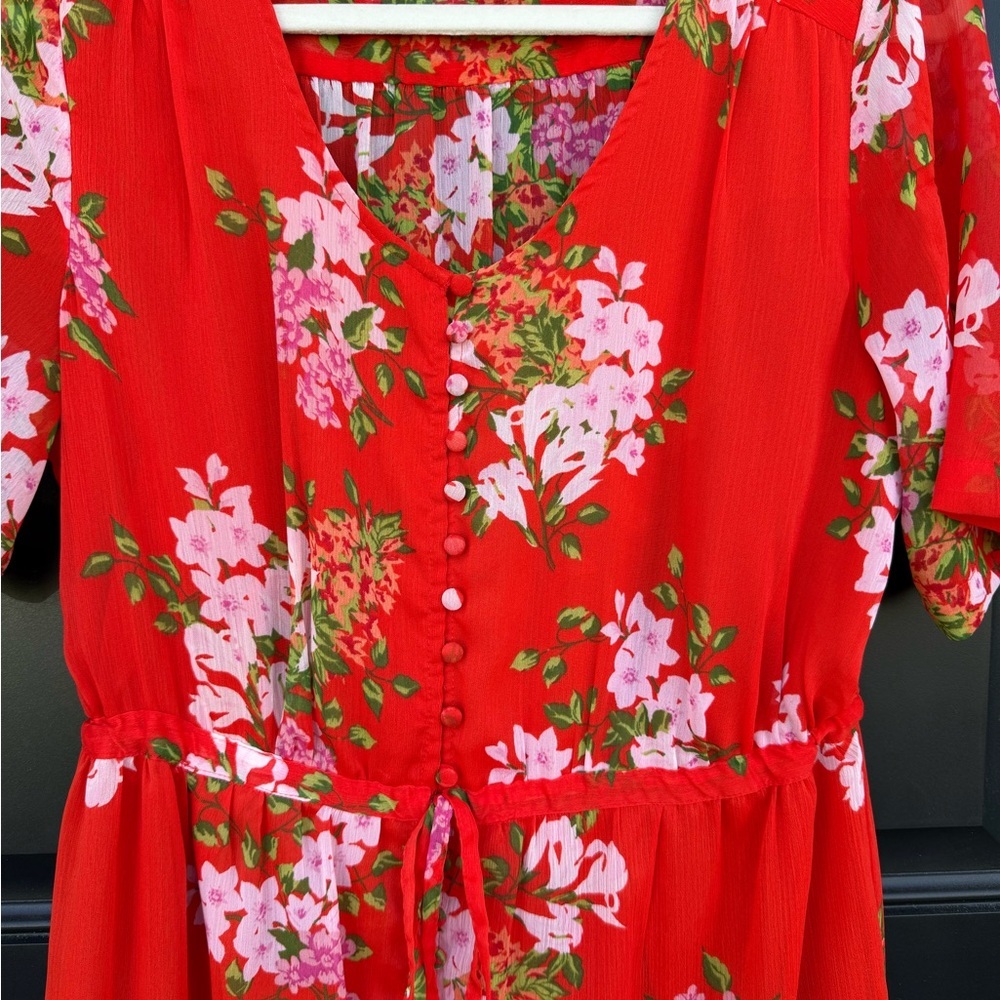 Red Floral Button-Front Midi Dress with Tie Waist - Picture 3 of 4